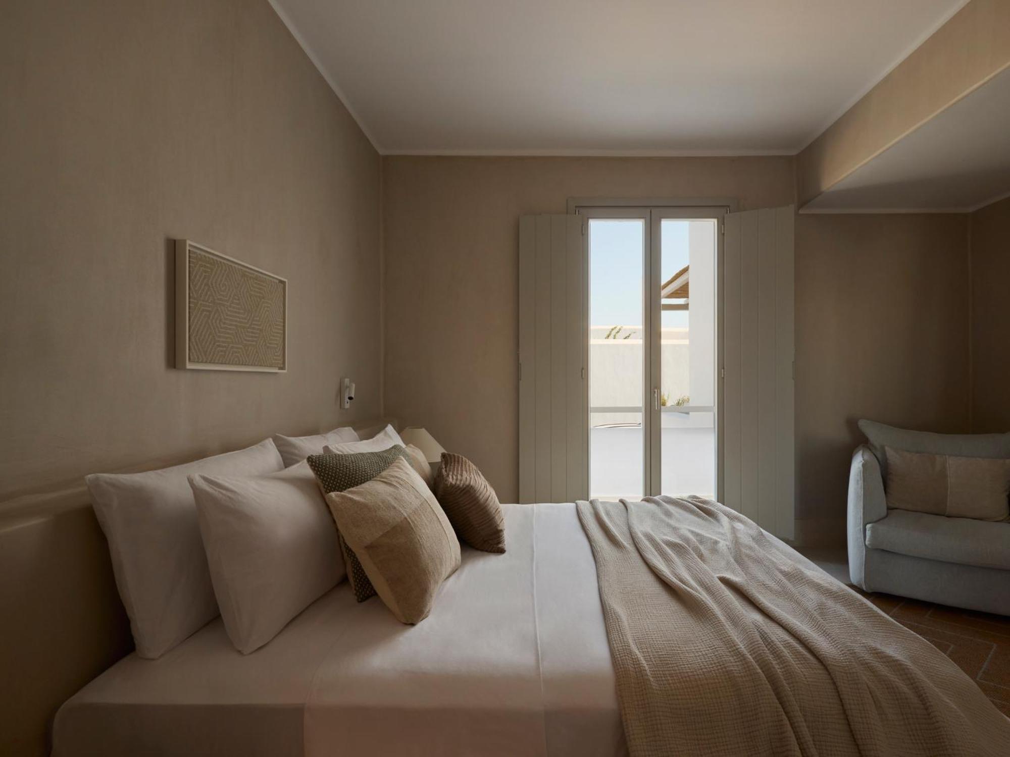Akria Seaside Suites Науса Екстер'єр фото